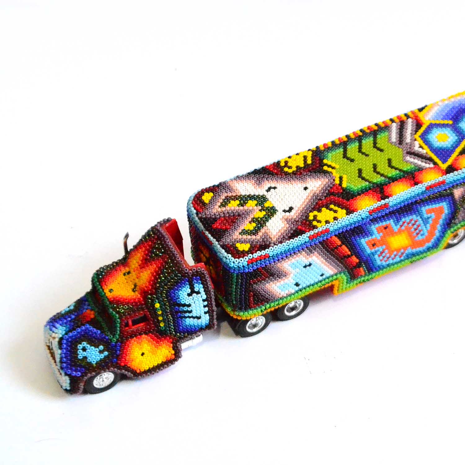 Trailer de arte huichol - Image 2