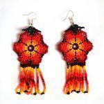 Set of earrings (Chaquira)