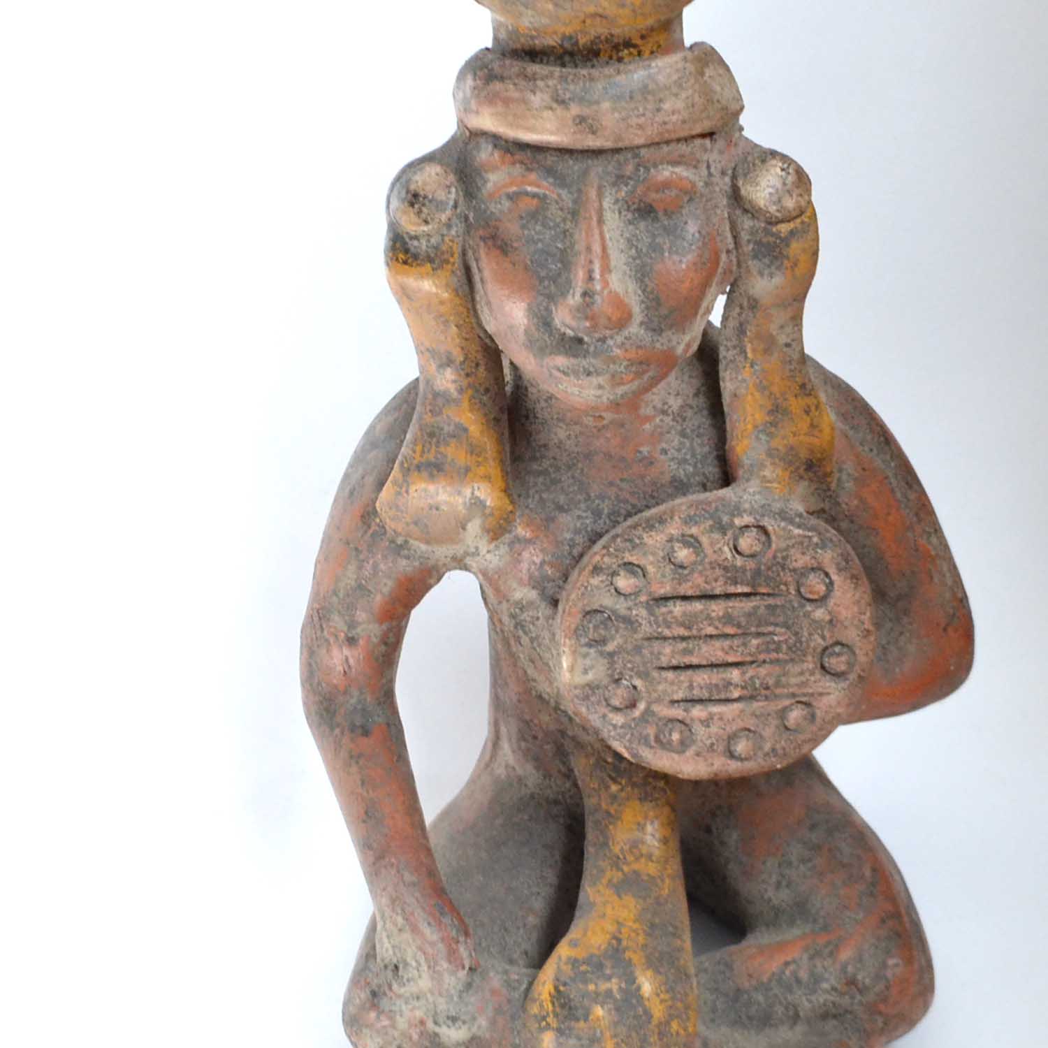 Guerrero de barro prehispanico - Imagen 2