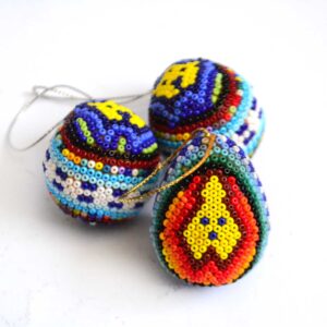 Huevitos (S) - Chaquira
