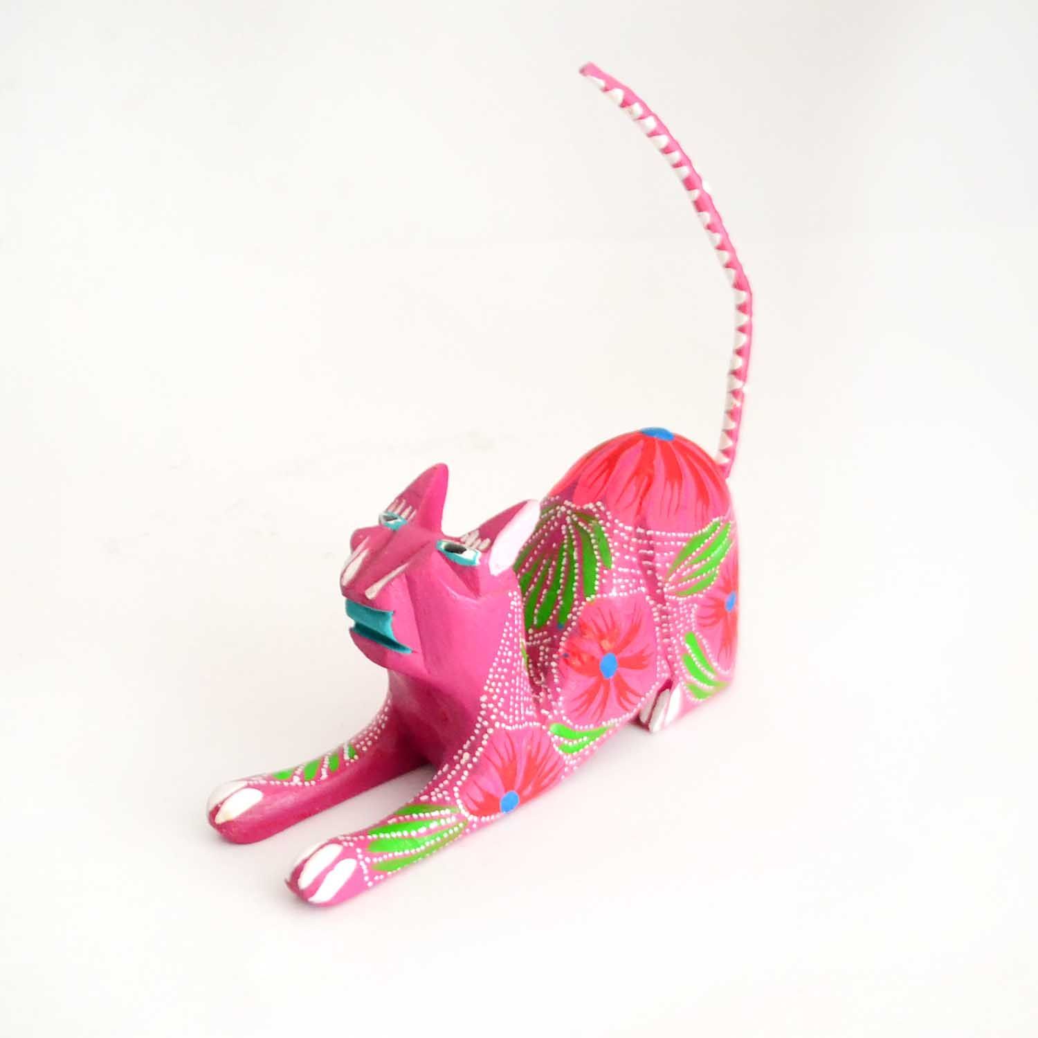 Hölzerne Katze in Alebrije