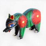 Hölzerner Bär als Alebrije