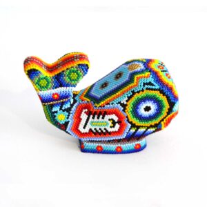 Ballena de arte huichol